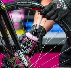 Muc-Off Liquido Sigillante Per Camera D'aria No Puncture Hassle Inner Tube 300ml -Ricambi Bici Pro liquido 1