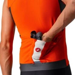 Maglia Smanicata Castelli Entrata VI Rosso Fuoco 7 Maglia Smanicata Castelli Entrata VI Rosso Fuoco -Ricambi Bici Pro maglia smanicata castelli entrata vi rosso fuoco 3